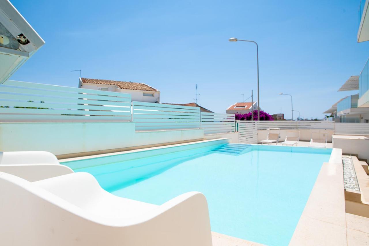 Delposto Marina Di Ragusa Prl 外观 照片