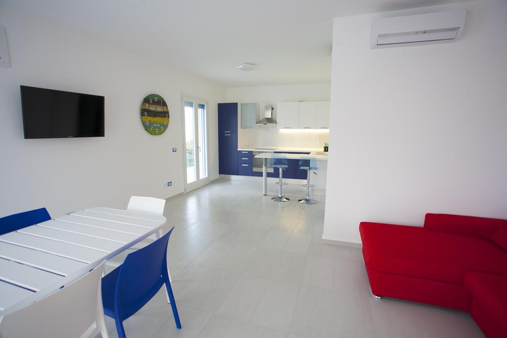 Delposto Marina Di Ragusa Prl 客房 照片