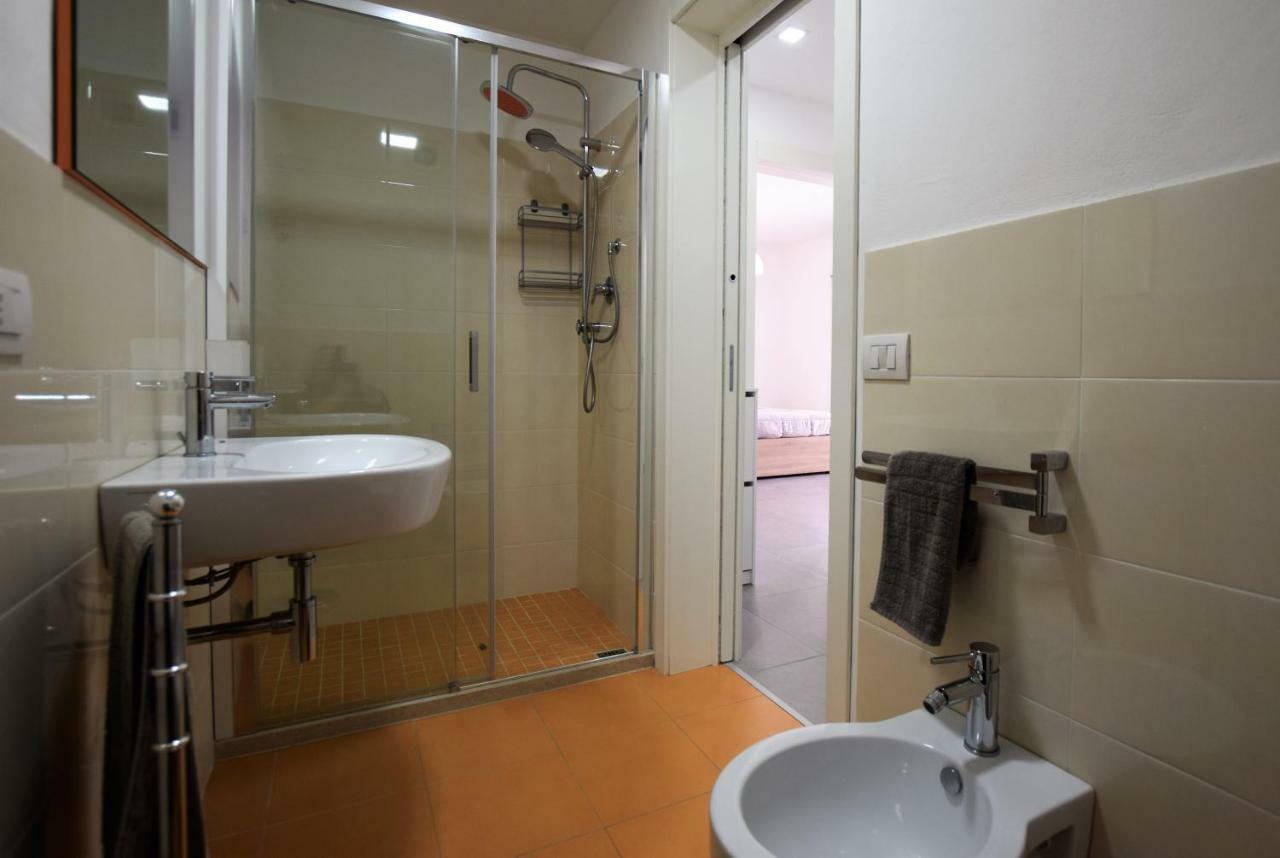Delposto Marina Di Ragusa Prl 外观 照片