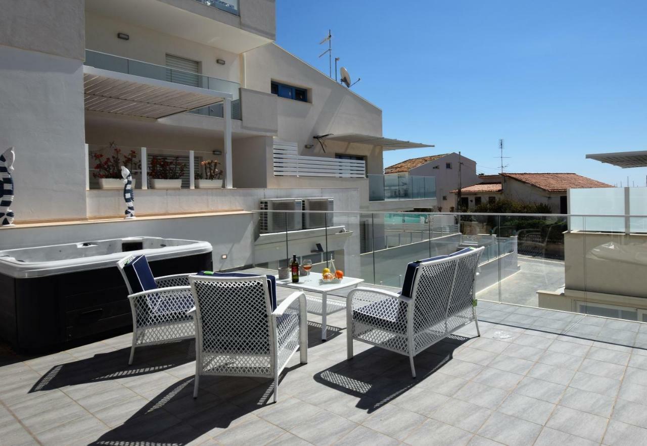 Delposto Marina Di Ragusa Prl 外观 照片
